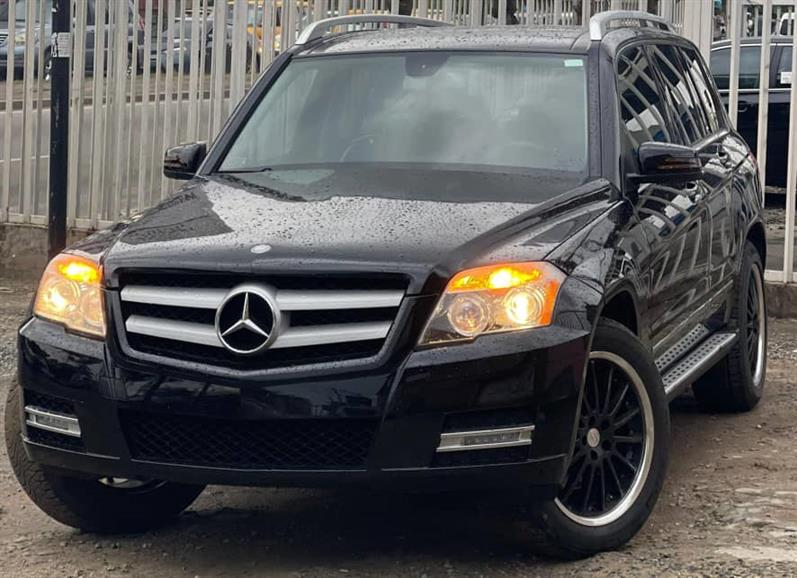 2010 Mercedes Benz GLK350