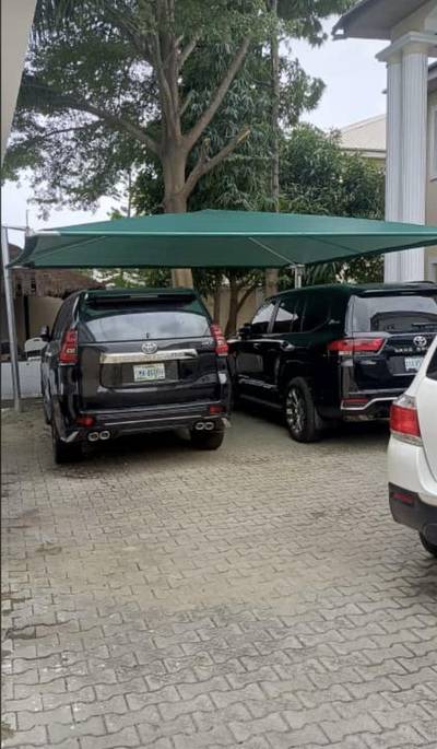 Carport shade for 2 car capacity