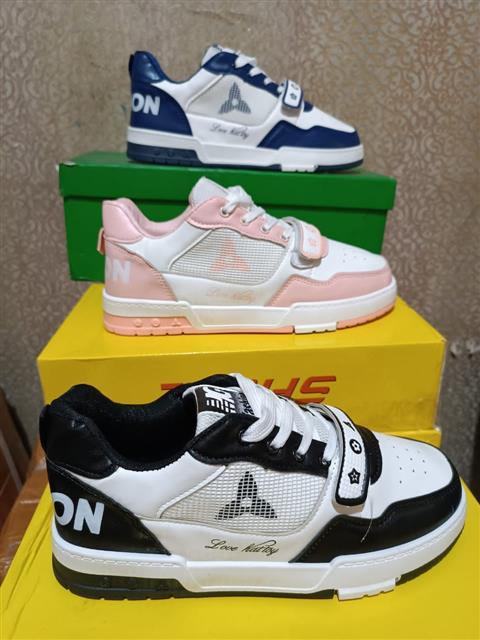 Sneakers