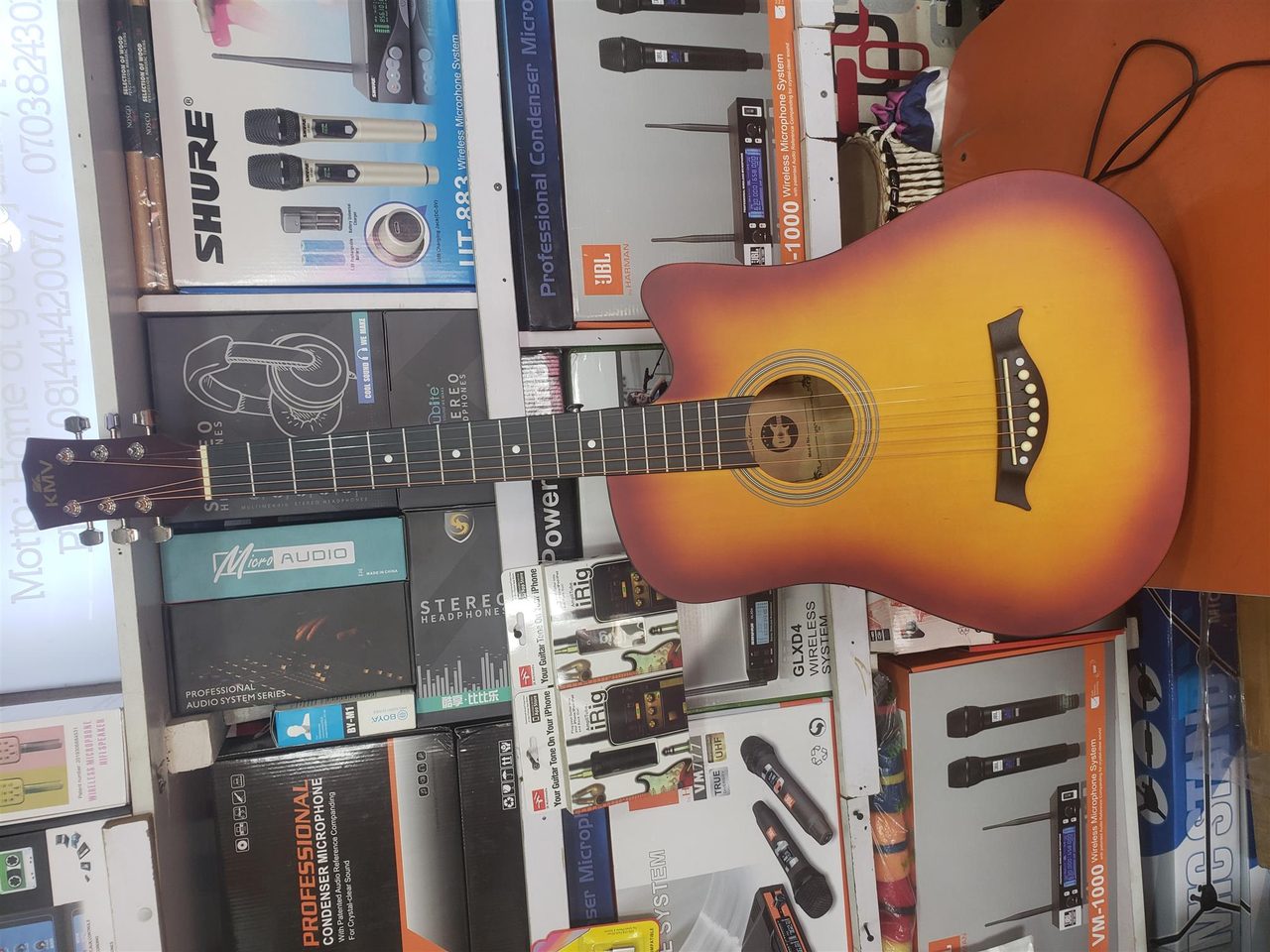 Quality Normal Accoustic guitar