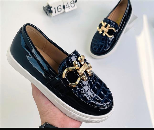 Corporate shoe, school shoes, board shoe