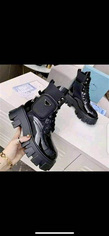 Fashion boot