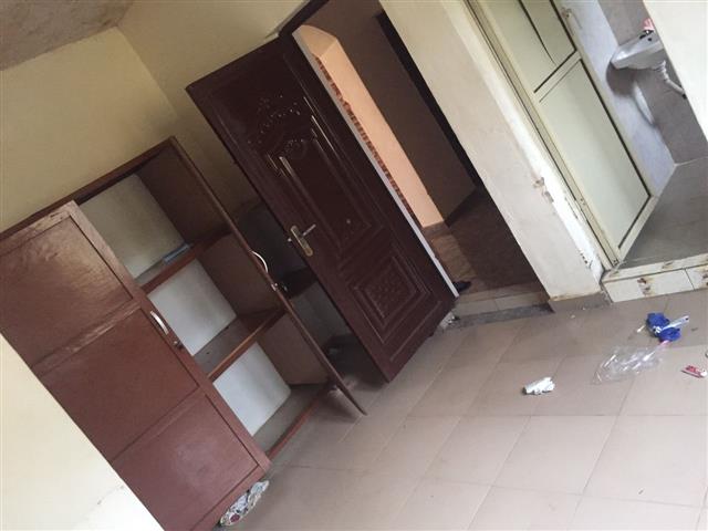 Beautiful 2bedroom flat at olorunishola