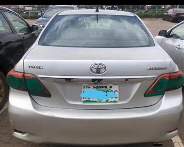 Desparate Sales: Toyota Corolla 2011