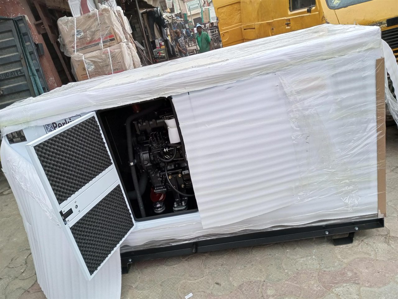 PERKINS 100KVA SOUNDPROOF GENERATOR