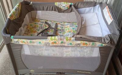 Baby centre 2 in 1 cot and playpen with