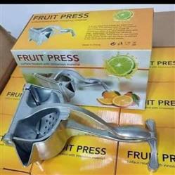 Manual juice press