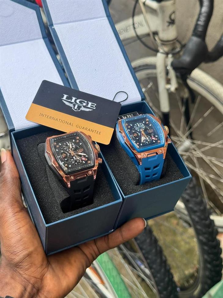LIGE wristwatch