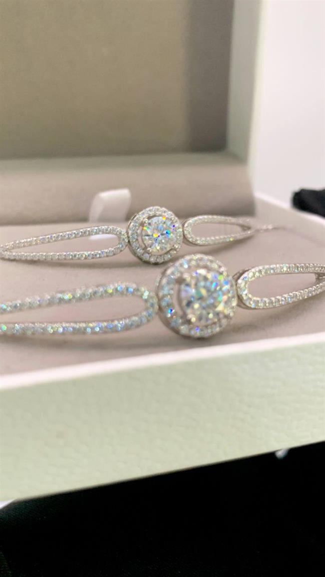 Moissanite Diamonds Female bracelets