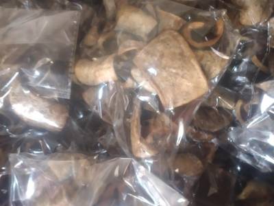 Oven dried cowskin(kpomo) and oven dried
