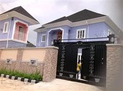 5bedroom duplex for sale in Odili roa ph