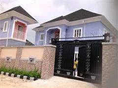 5bedroom duplex for sale in Odili roa ph