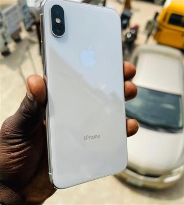 Uk used iPhone Xs Max