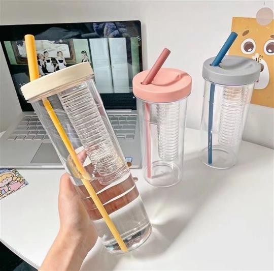 Fruit bottle  With foldable straw