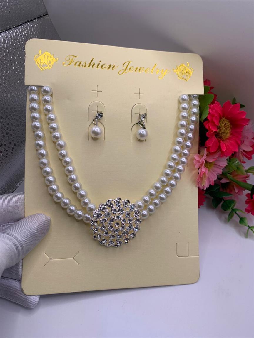 Pearl Necklace with earings
