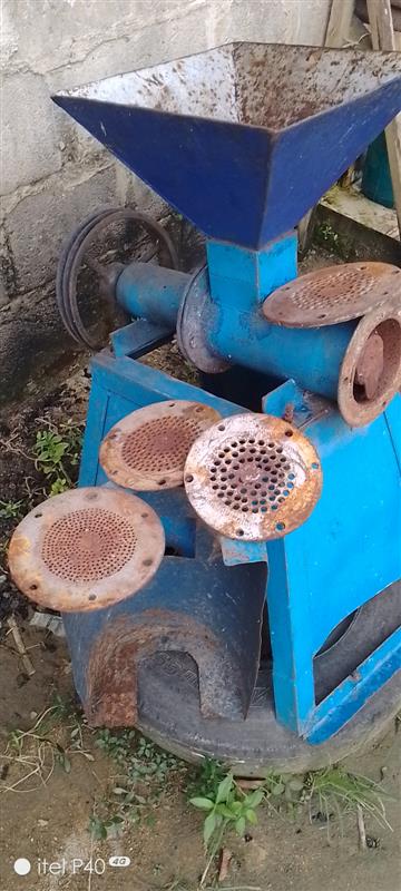 INDUSTRIAL PELLETING MACHINE