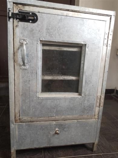 Baking oven