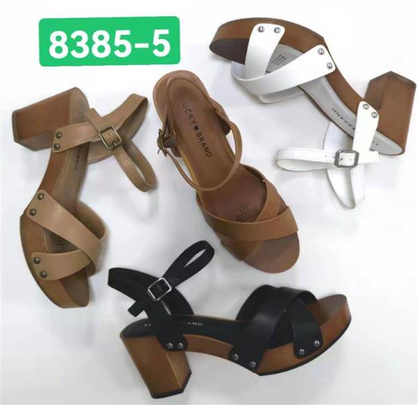 Female platform sandal