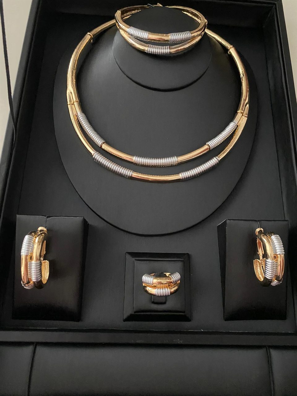 Jewelry sets