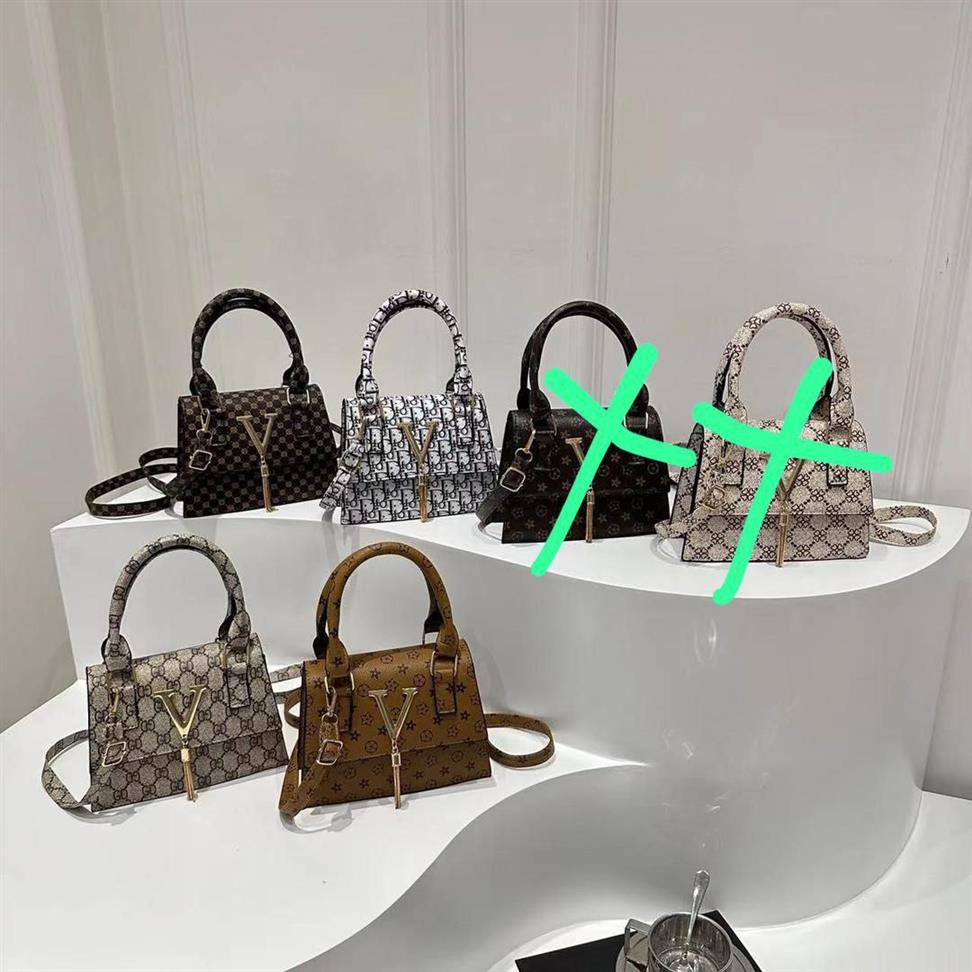 Hand bag