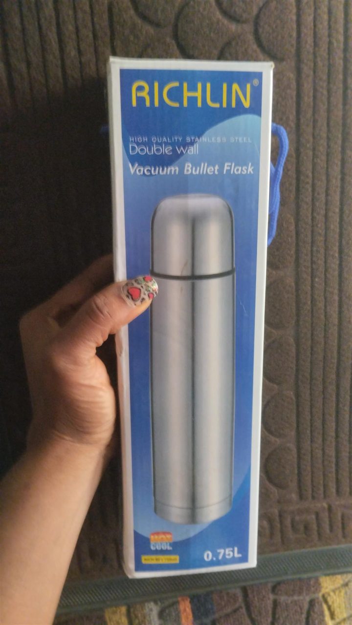 0.75L water flask