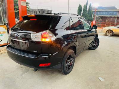 Clean 2005 Lexus RX330 Full Option