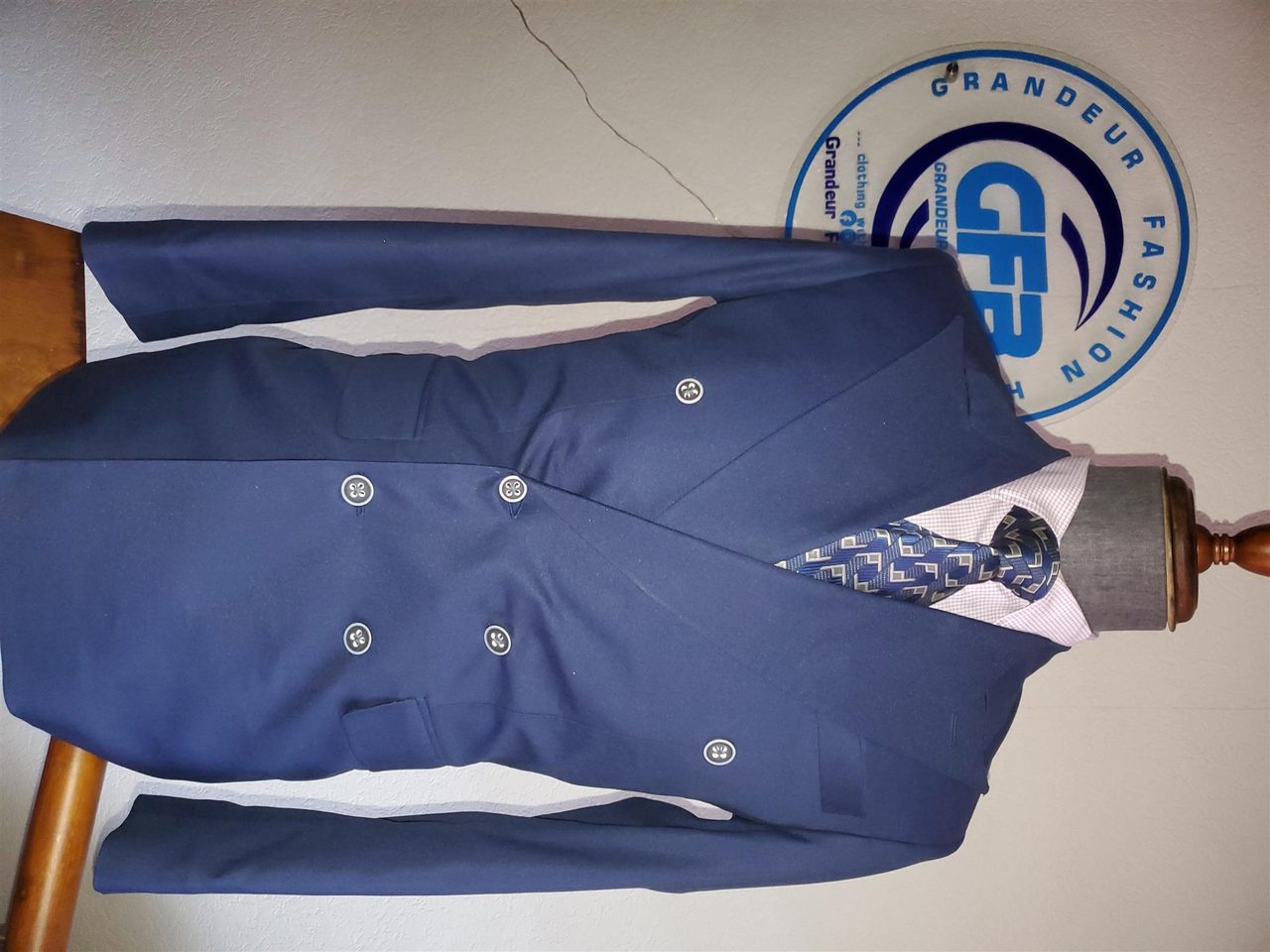Men's  Premium suit, kaftan and trad.
