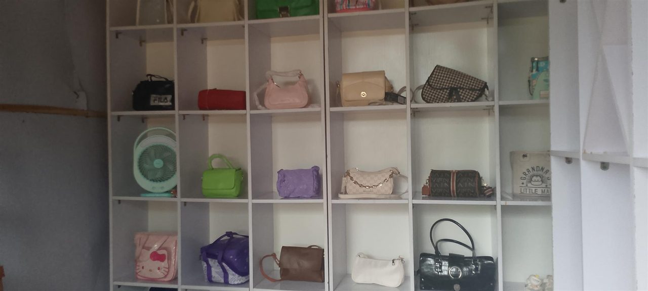 Gracious bag's and more