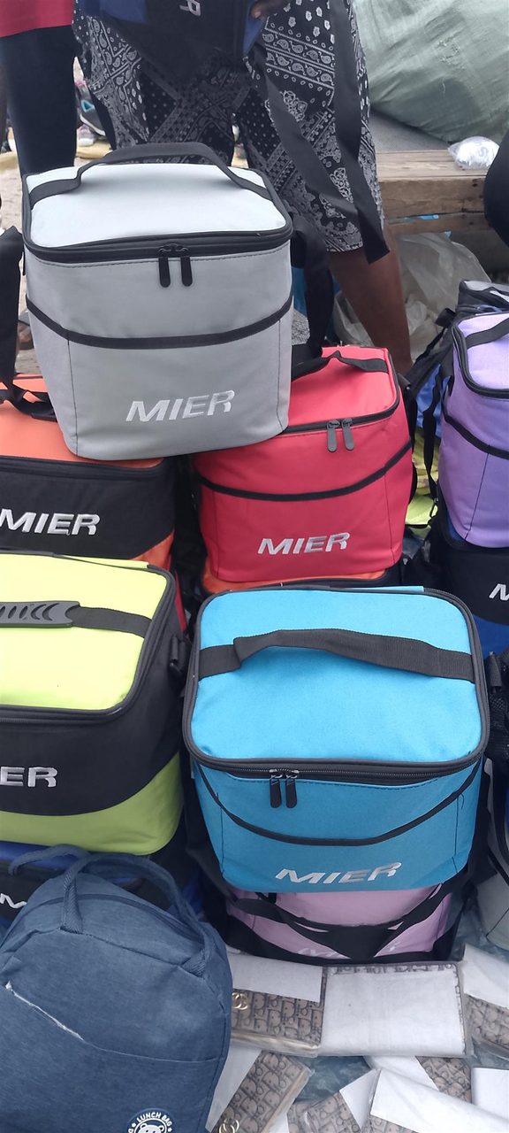 Gracious bag's and more