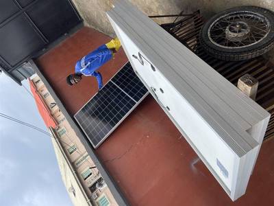 600watts Canadian solar panel 144cells