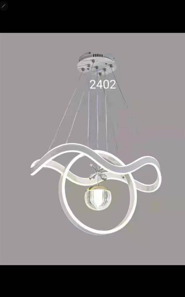 Chandelier pendant dropping LED light