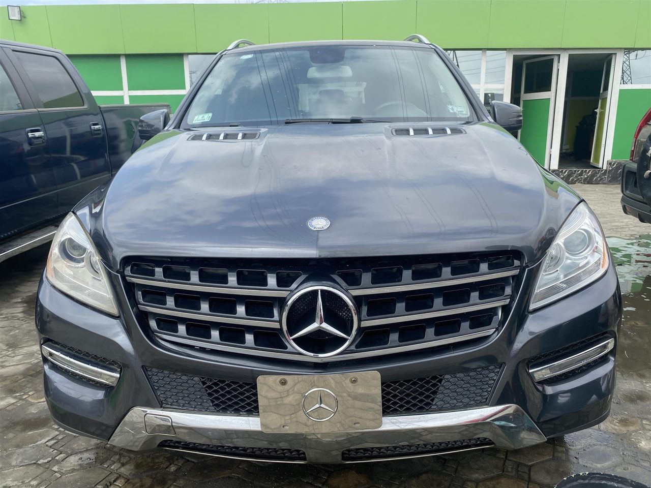Mercedes Benz