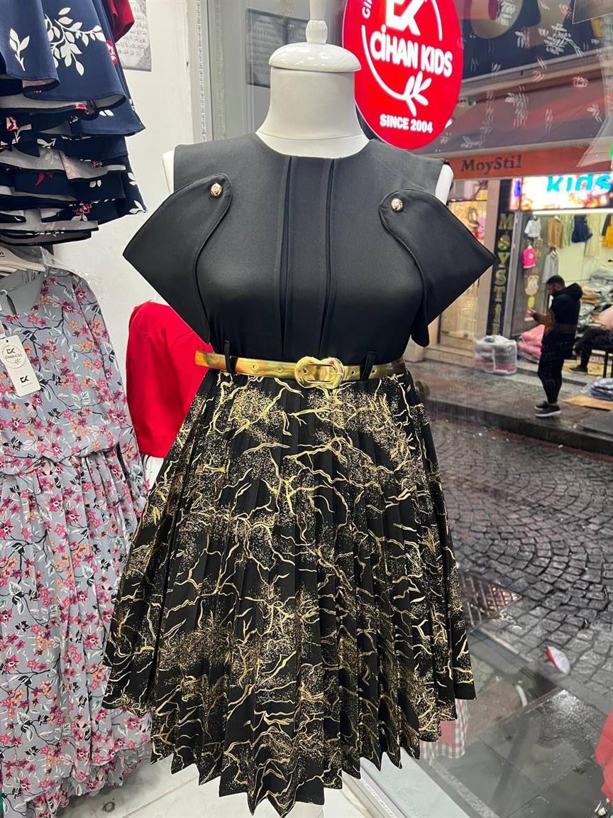 Original adolescents gown