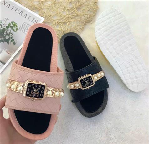 slippers