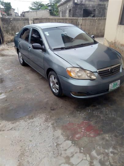 Toyota Corolla 2005