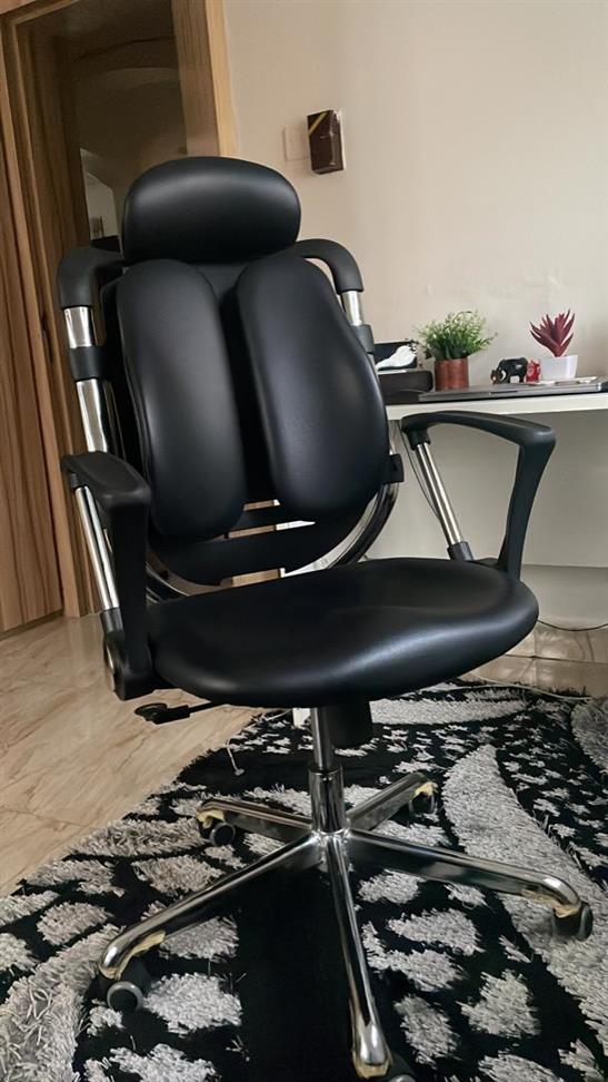 Kidney chair