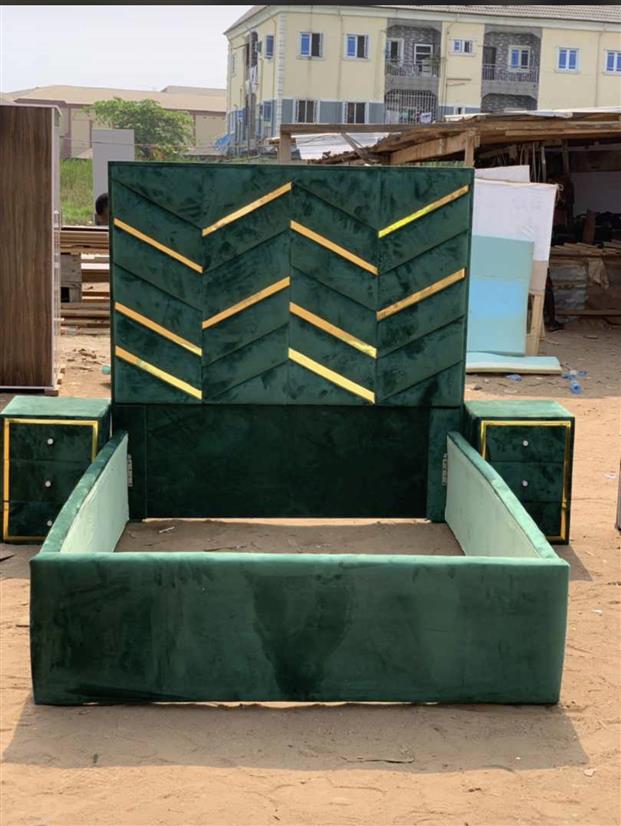 Fully padded green and gold trialed Bedf