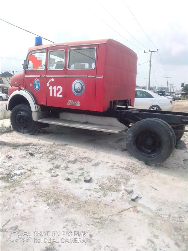 Mercedes Benz 911 American used truck fo