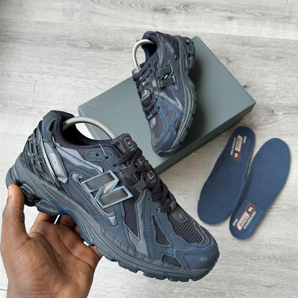 New balance sneakers