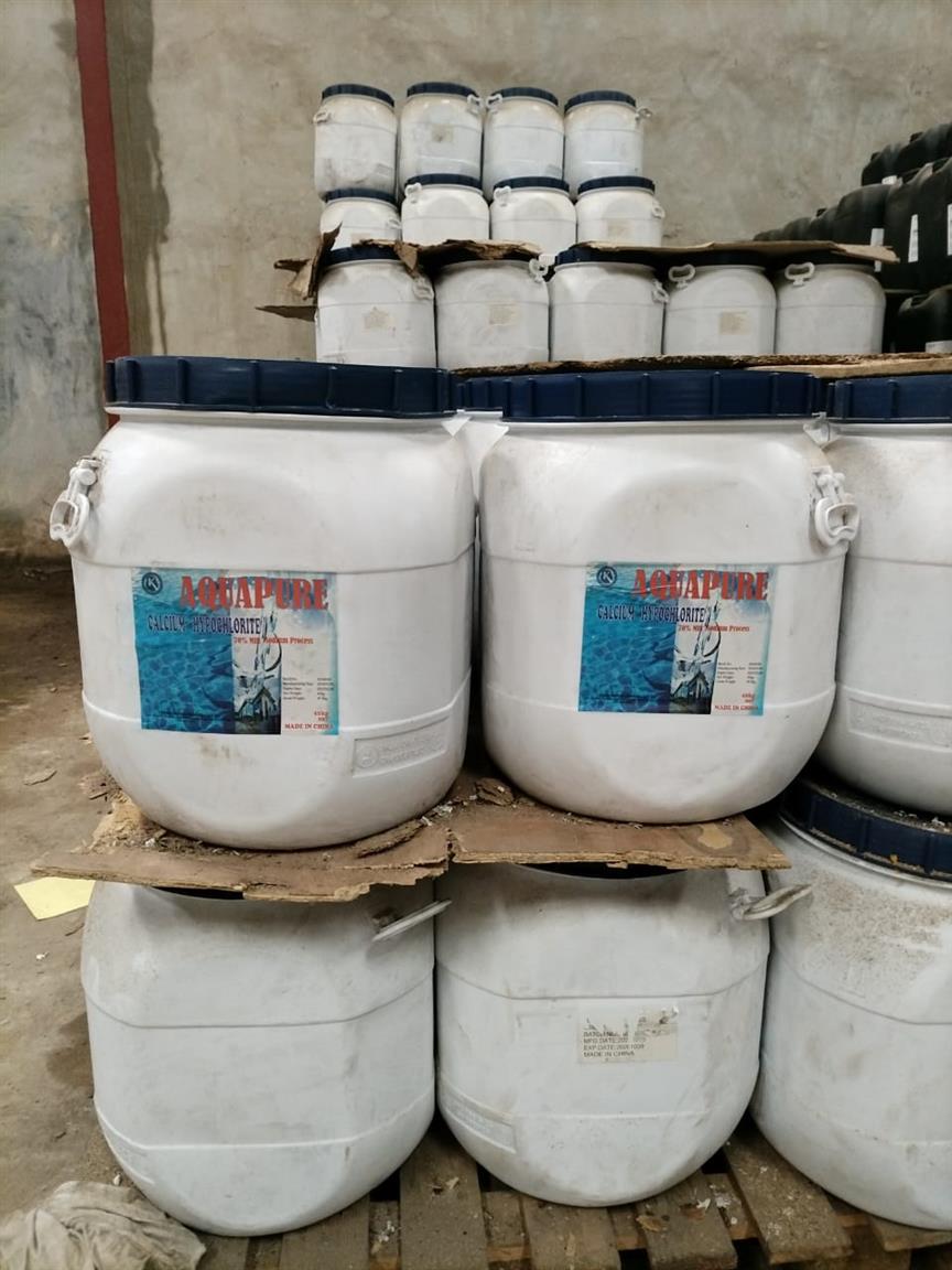 Choline for swimming pool treatment