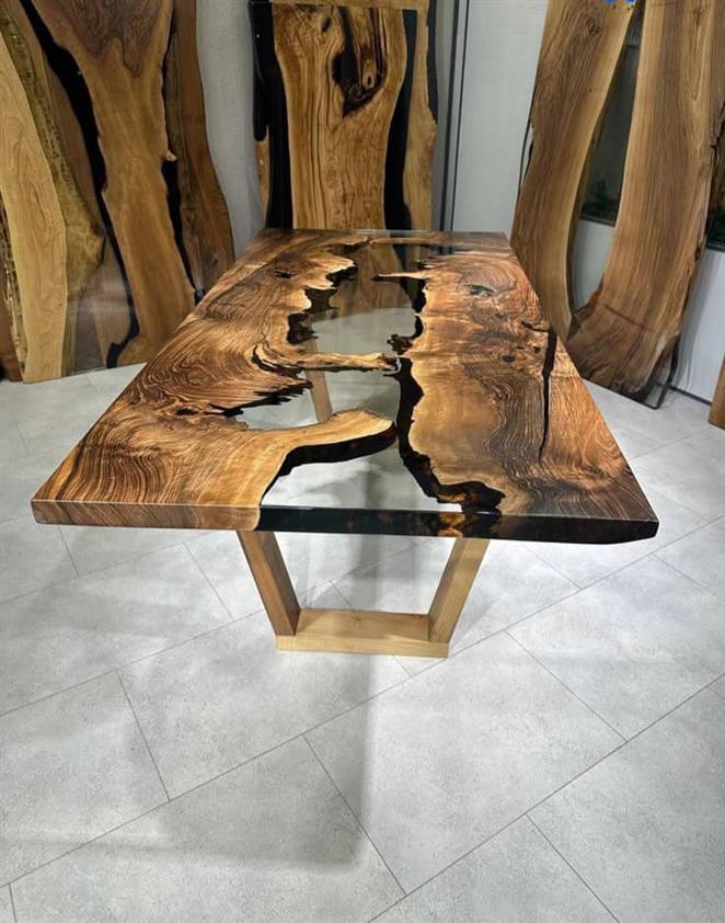 TWIFS, epoxy coffee table