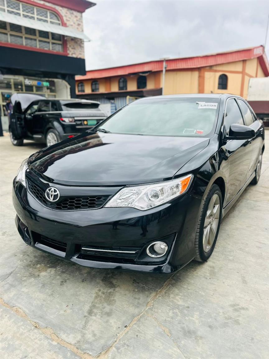 FOREIGN USED 2013 TOYOTA CAMRY SPORT 4PL