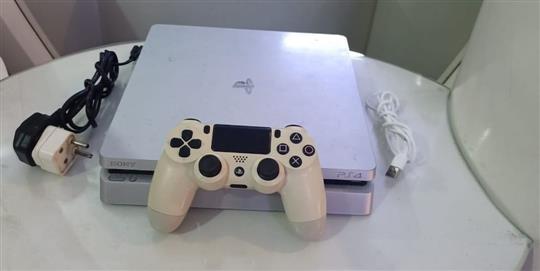 Clean Playstation4