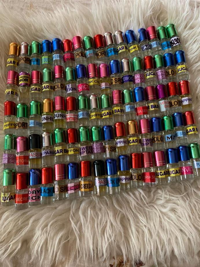 Undiluted oil perfume
