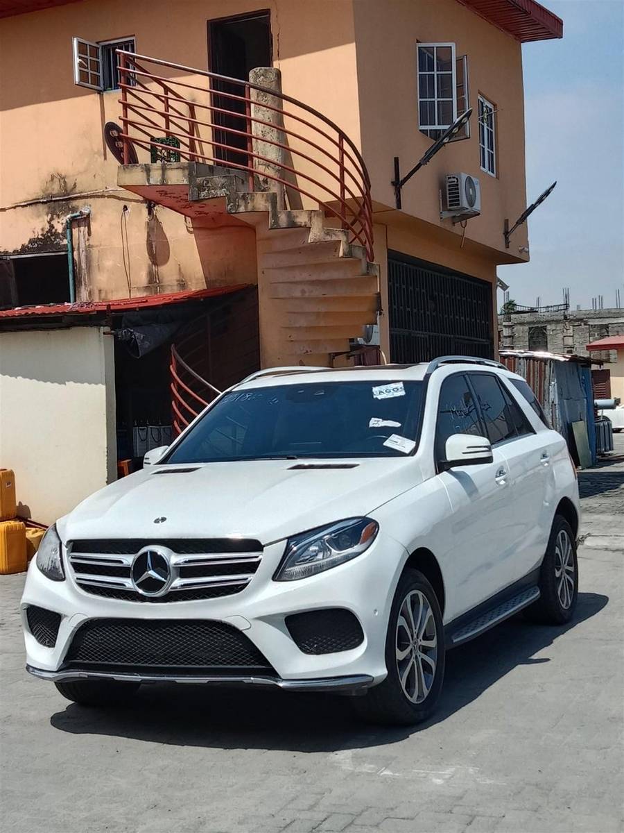 Mercedes Benz GLE350