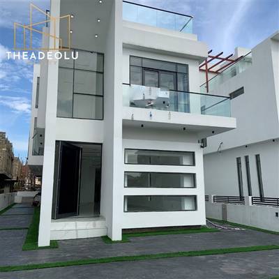 5 bedroom fully furnished smart house