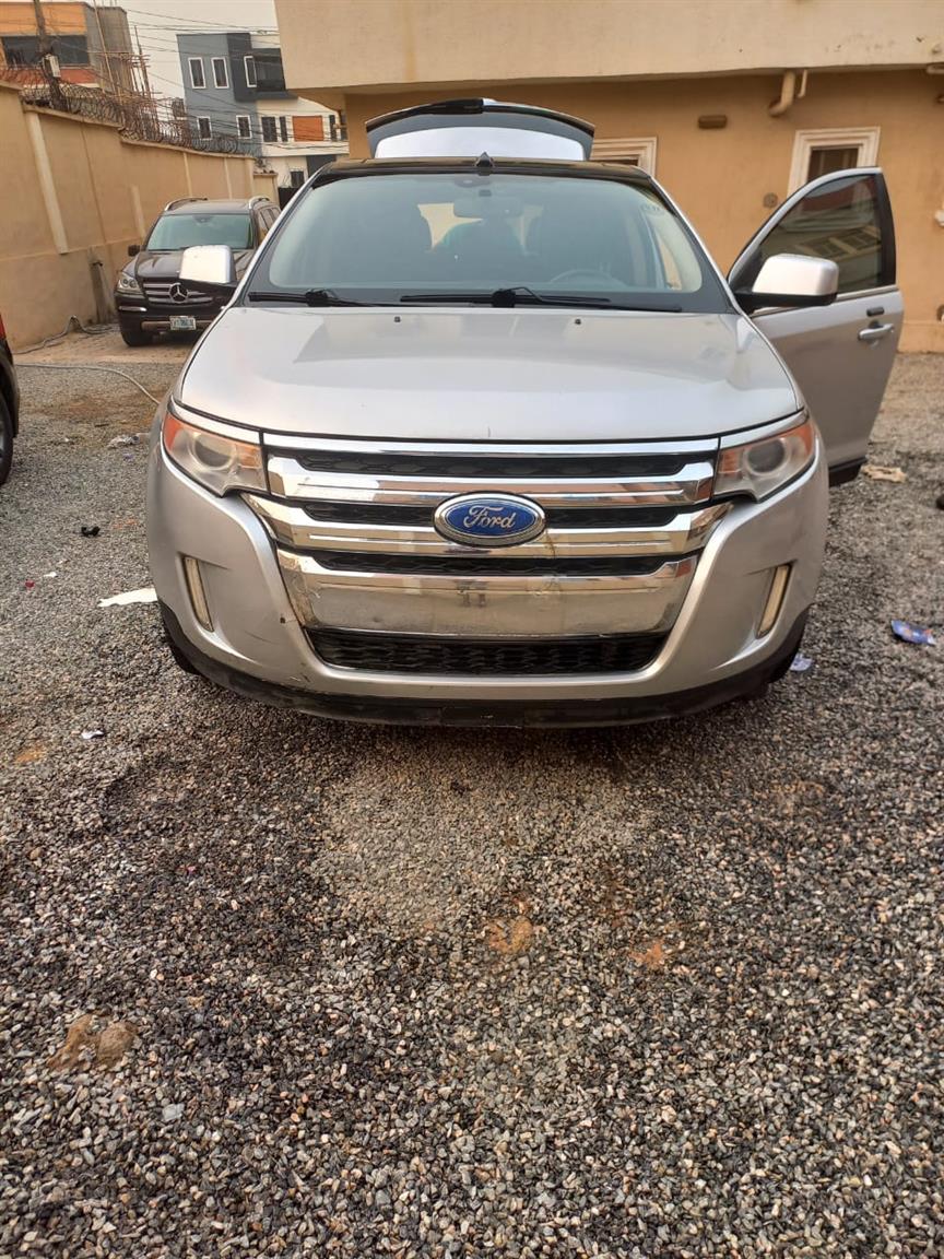Few Months Used 2011 Ford Edge Limited