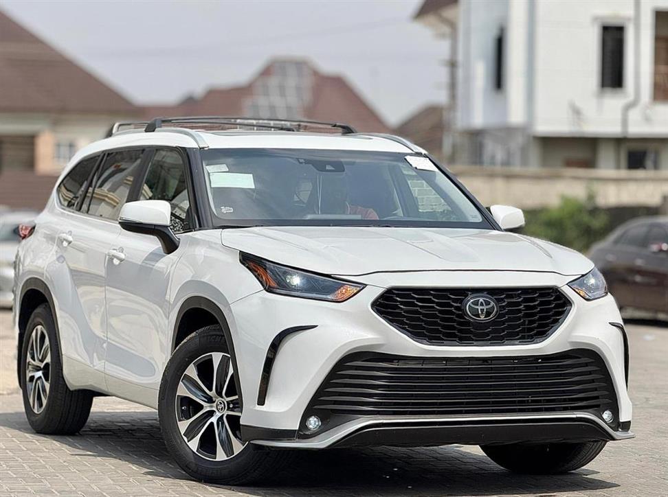 Foreign Used 2023 Toyota highlander