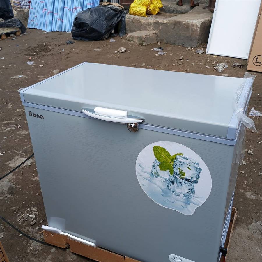 Solar freezer 218 Liters