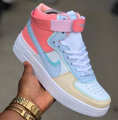 Sneakers 👟